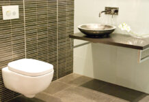 Het toilet een make-over geven toilet make-over