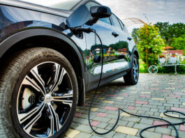 elekrische auto opladen