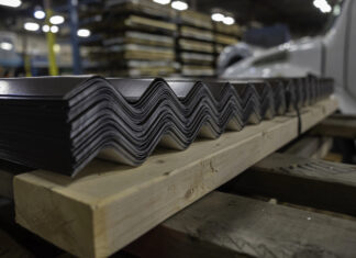 Damwandprofielplaten kies je op stabiliteit en windinvloed damwand profiel platen golf platen